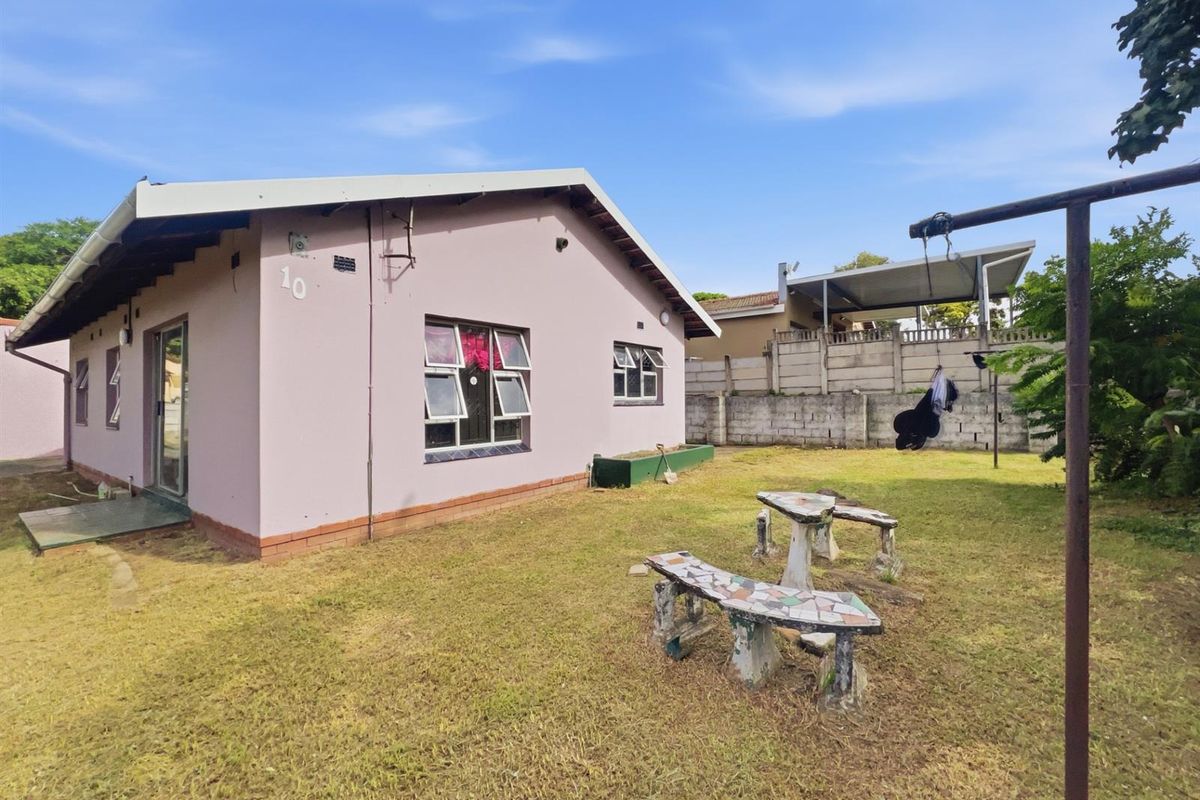 3 Bedroom House For Sale in Hillary, Durban, KwaZulu-Natal - Photo 3
