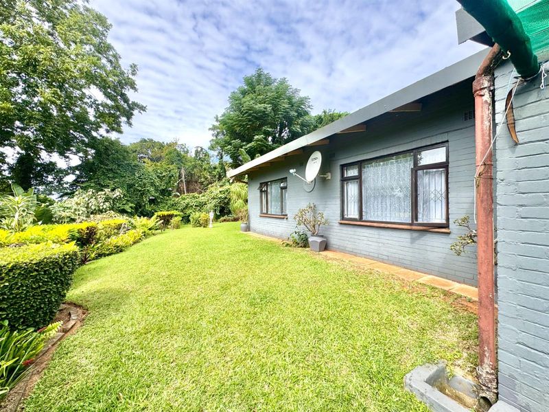 Dual Living Opportunity in Leafy Umtentweni - Photo 4