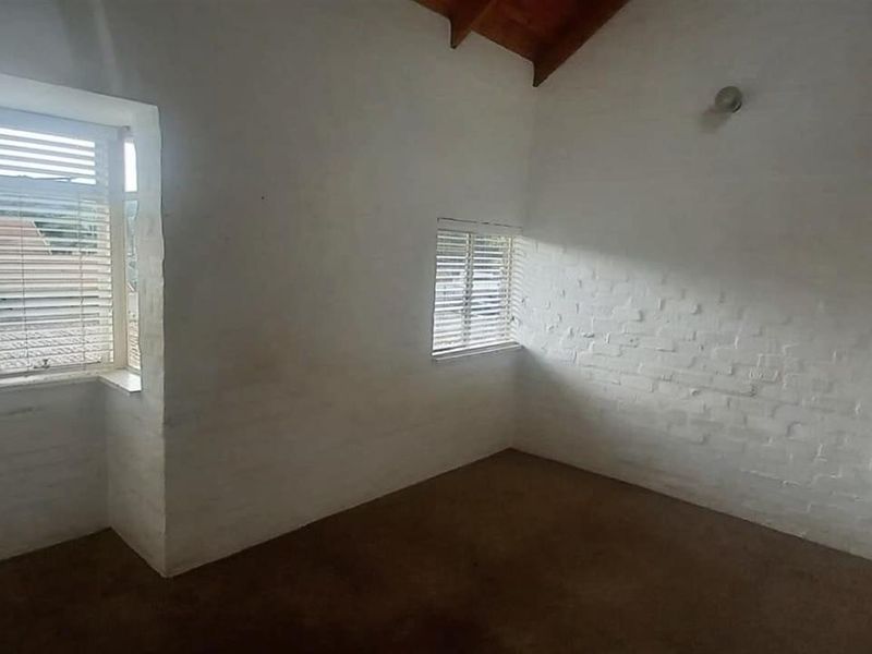 Well-Located 2-Bedroom Apartment - Value for Money - Photo 10