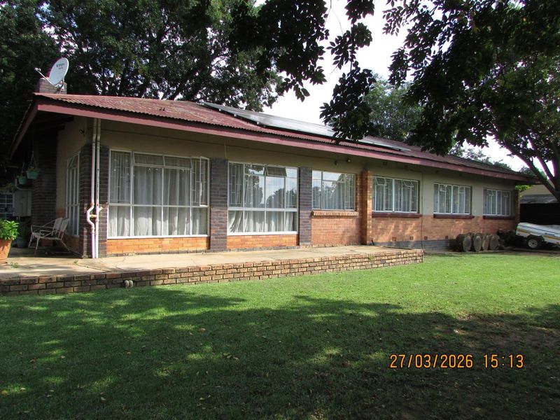 House For Sale in Erasmus, Bronkhorstspruit - Photo 2