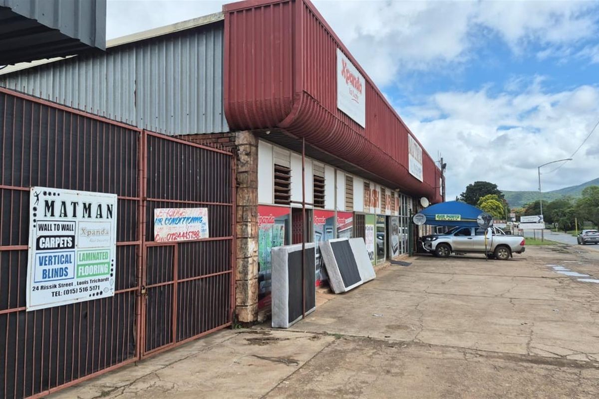 Commercial Property With Retail, Storage and Workshop Space - Louis Trichardt - Photo 3