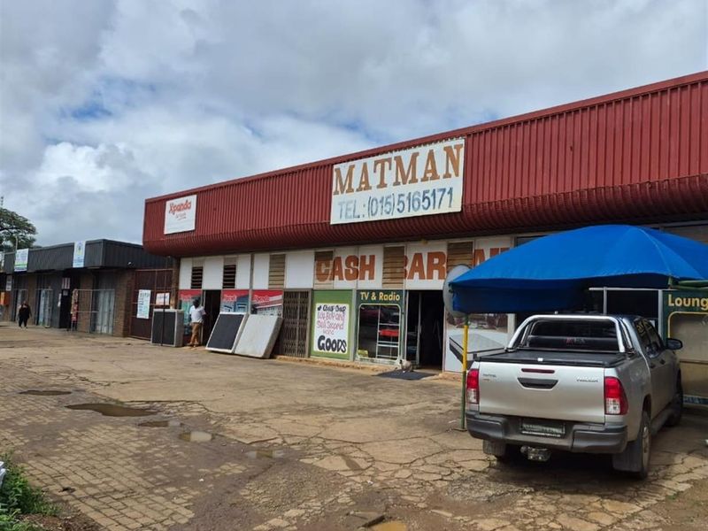 Commercial Property With Retail, Storage and Workshop Space - Louis Trichardt - Photo 2