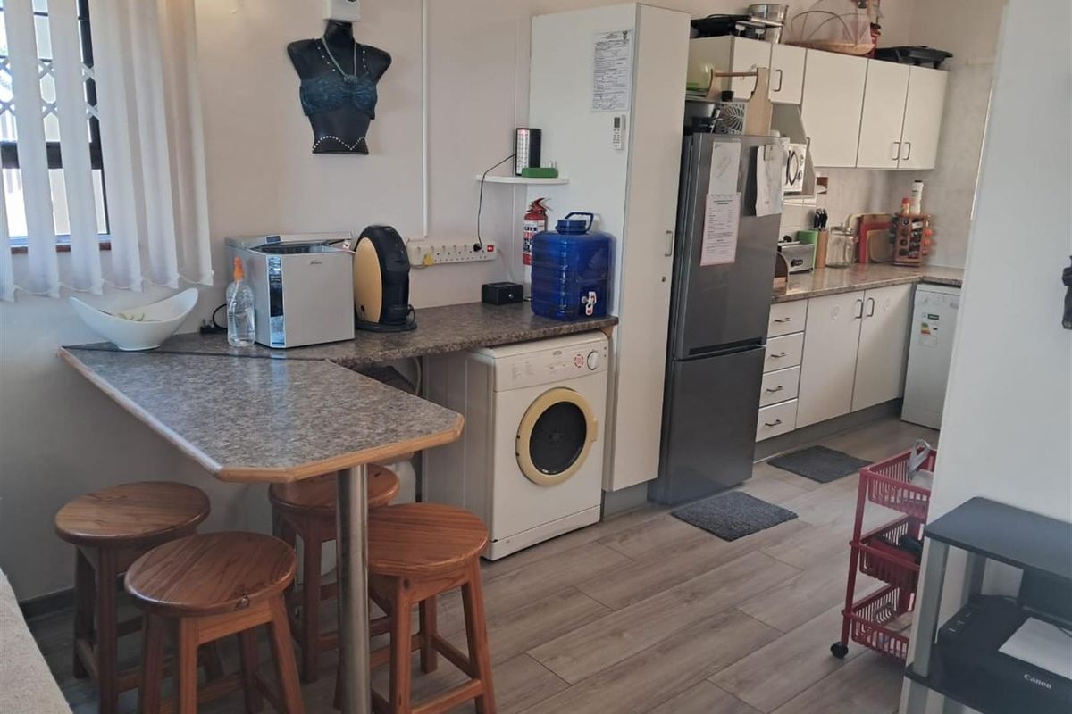 Ground Floor Apartment for sale, Margate, Kwazulu-Natal - Photo 3