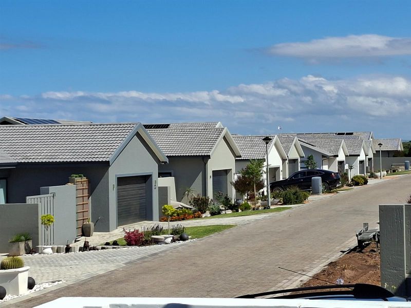 Contemporary Coastal Elegance  Brand-New Home in Melkhout Estate - Photo 2