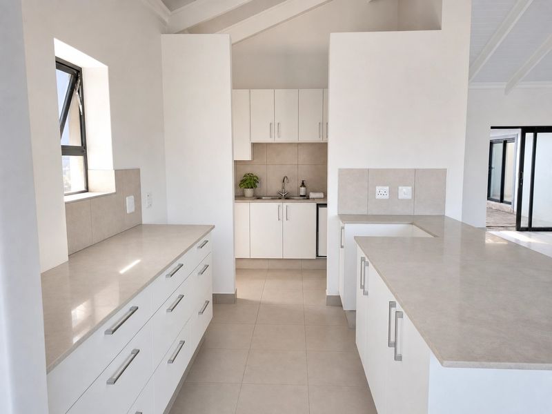 Contemporary Coastal Elegance  Brand-New Home in Melkhout Estate - Photo 10