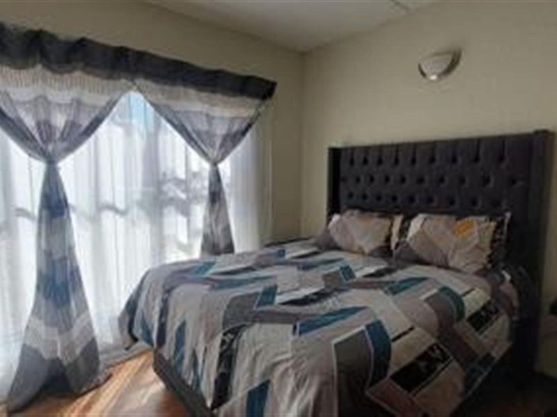 2-Bedroom Townhouse To Rent in Sasolburg Central, Sasolburg - Photo 9