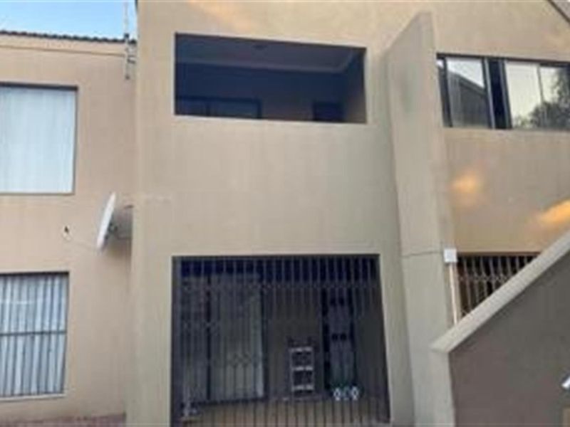 2-Bedroom Townhouse To Rent in Sasolburg Central, Sasolburg - Photo 2