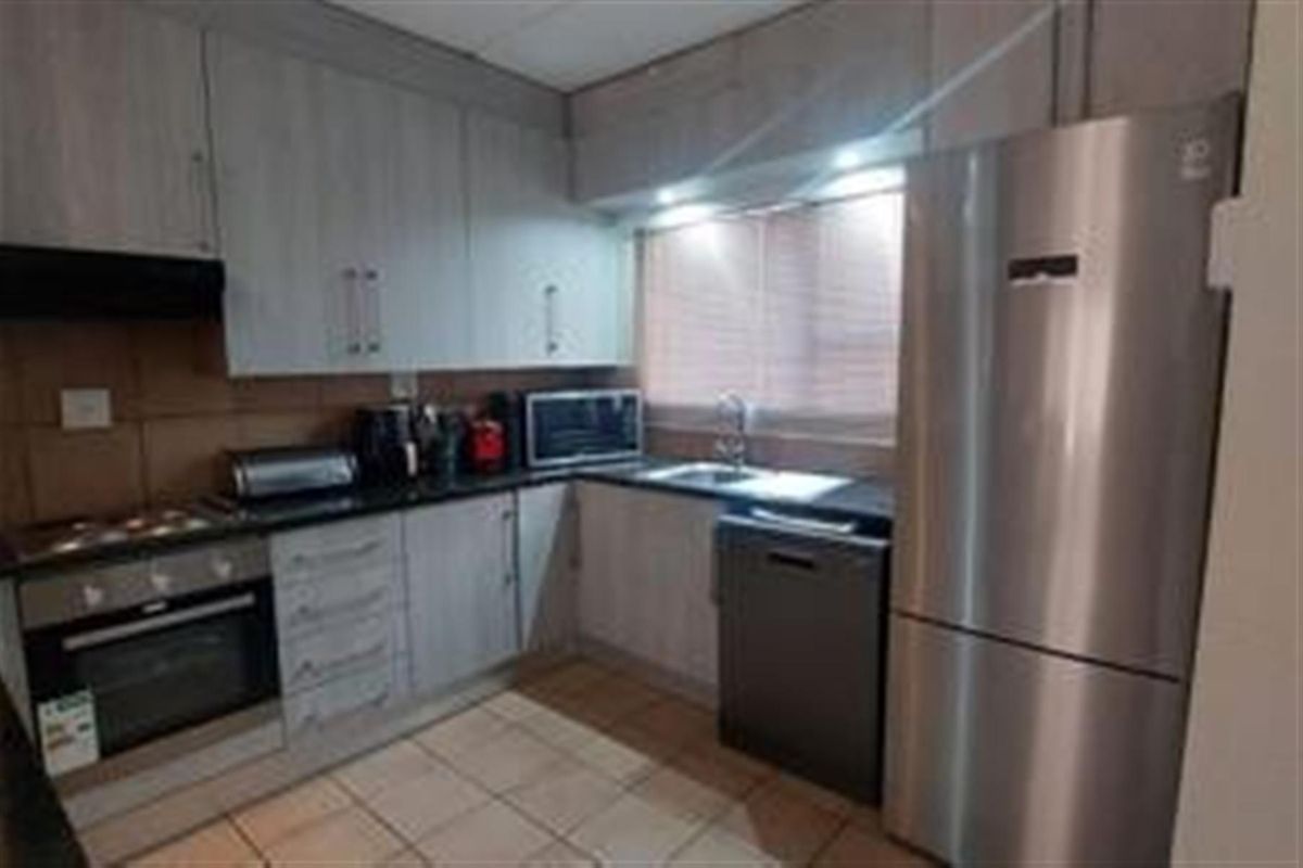 2-Bedroom Townhouse To Rent in Sasolburg Central, Sasolburg - Photo 4