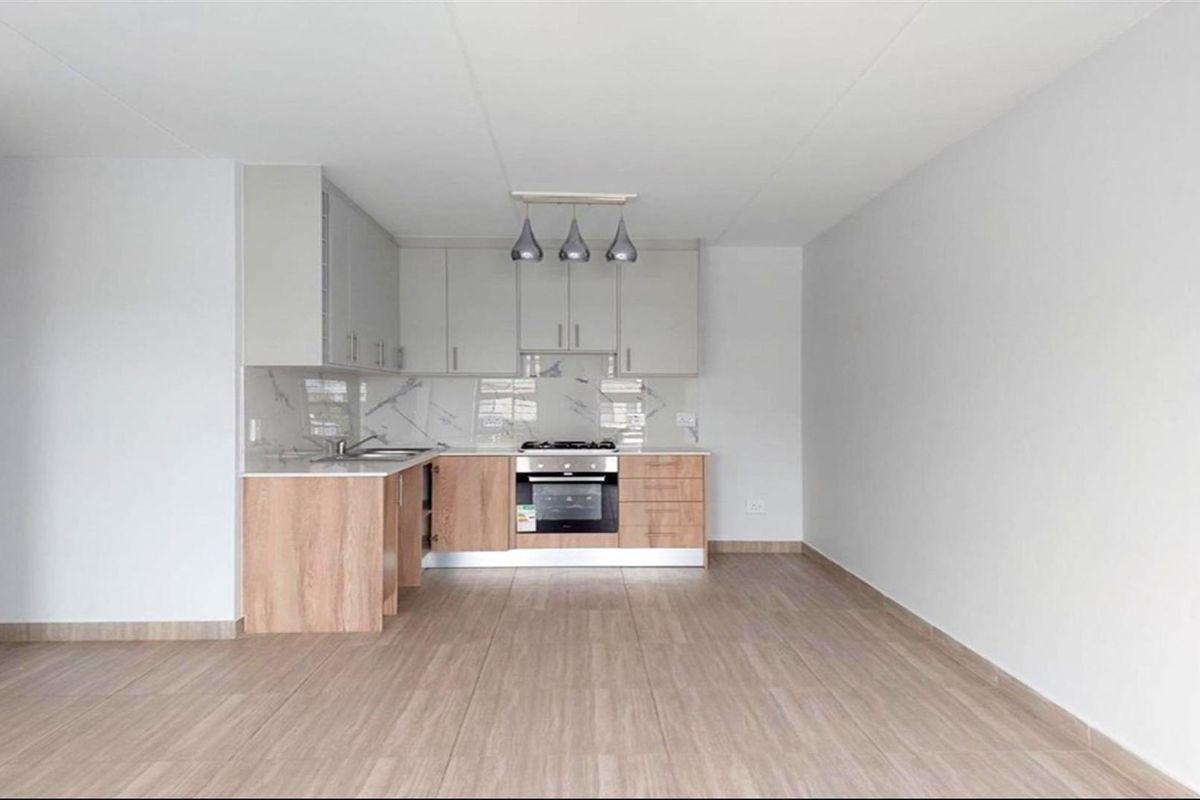 Ground floor apartment For Sale in Parklands North, Blouberg - Photo 3