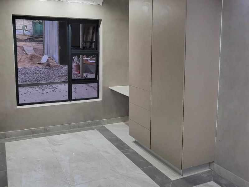 Cottage to Rent in Bryanston, Sandton - Photo 9