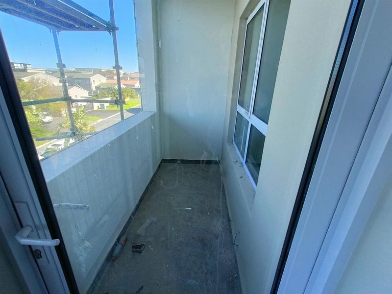 Modern 1-bedroom unit offers a practical, comfortable living space in a well-located and secure - Photo 10