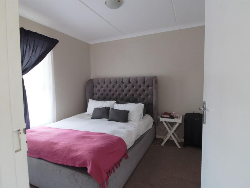 Apartment For Sale in Buh Rein Estate, Kraaifontein - Photo 9