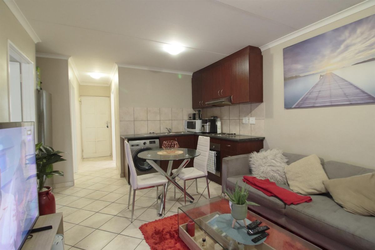 Apartment For Sale in Buh Rein Estate, Kraaifontein - Photo 4