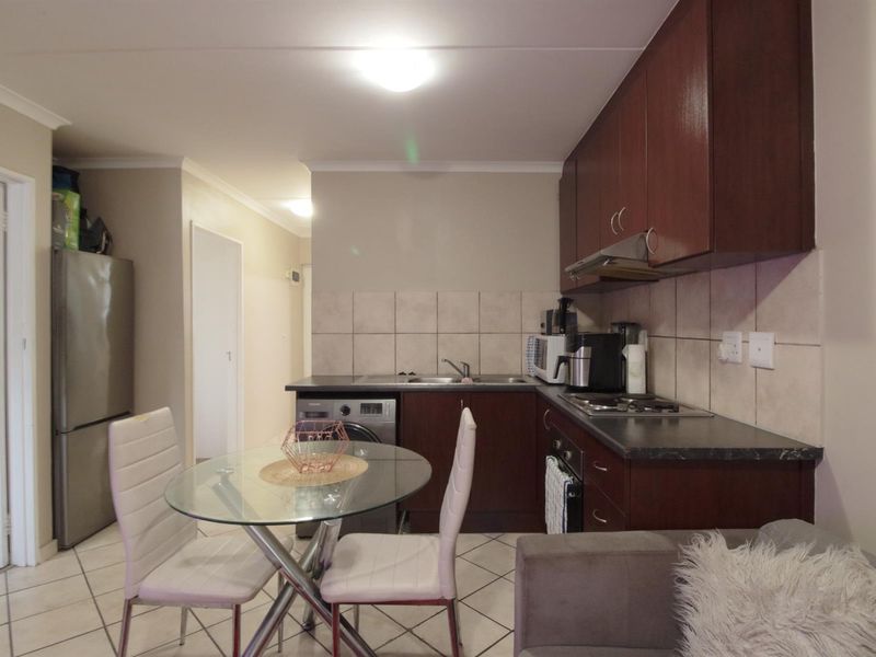 Apartment For Sale in Buh Rein Estate, Kraaifontein - Photo 5