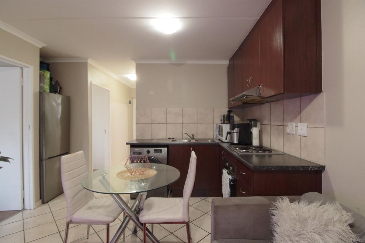 Apartment For Sale in Buh Rein Estate, Kraaifontein - Photo 5