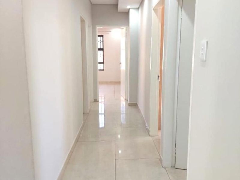 4 Bedroom House For Sale At Aerorand - Photo 9