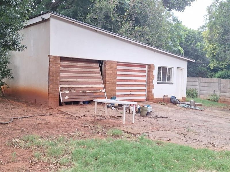 House For Sale in Meyerspark, Pretoria - Photo 4