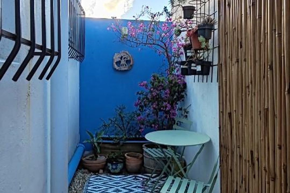 Charming 2-bedroom home in Observatory, Cape Town - Photo 4