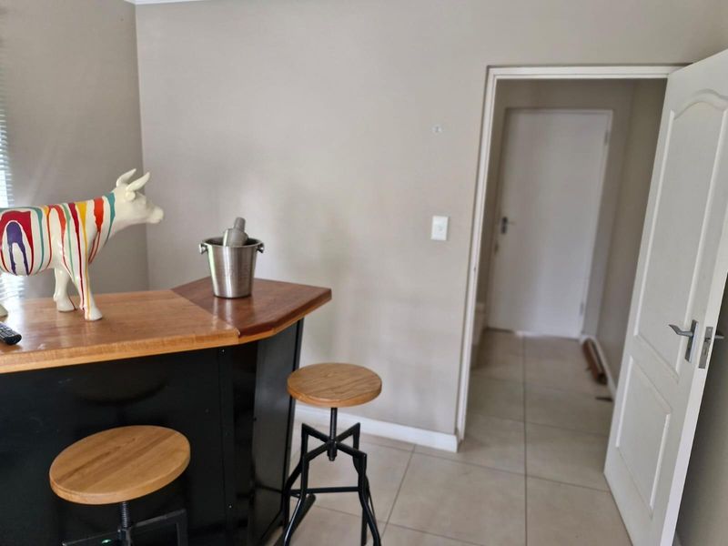 Apartment Kyalami Hills - Sectional Title - Photo 7