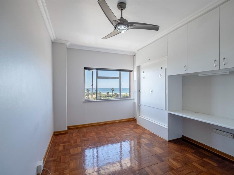 2 Bedroom Apartment For Sale in Humewood - Photo 7