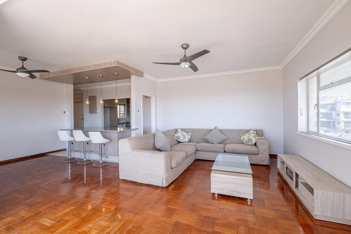 2 Bedroom Apartment For Sale in Humewood - Photo 2