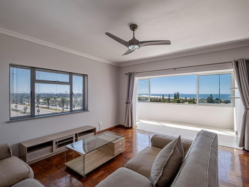 2 Bedroom Apartment For Sale in Humewood - Photo 2