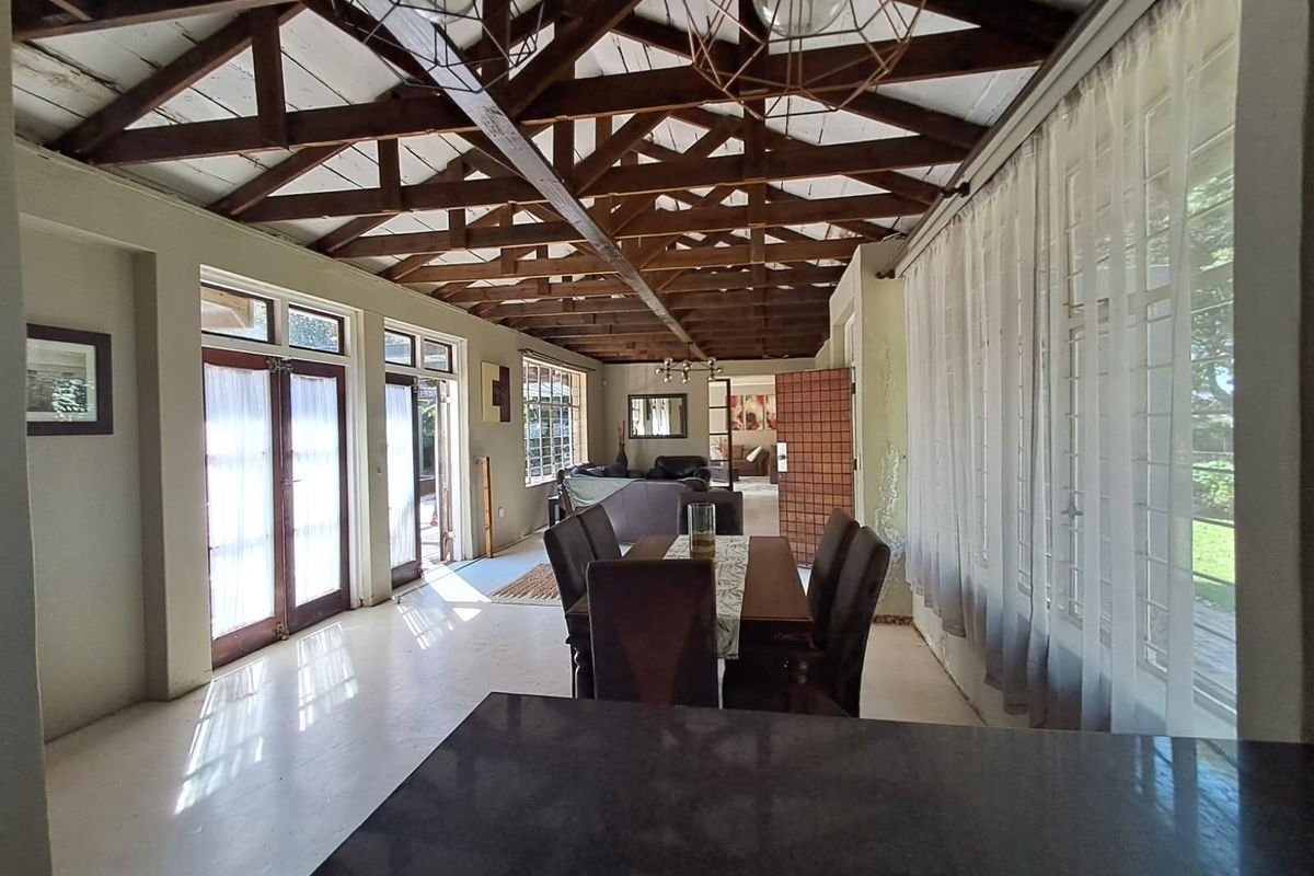 House For Sale in Cyrildene, Johannesburg - Photo 3