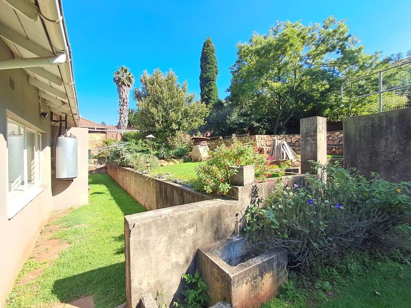 House For Sale in Cyrildene, Johannesburg - Photo 6