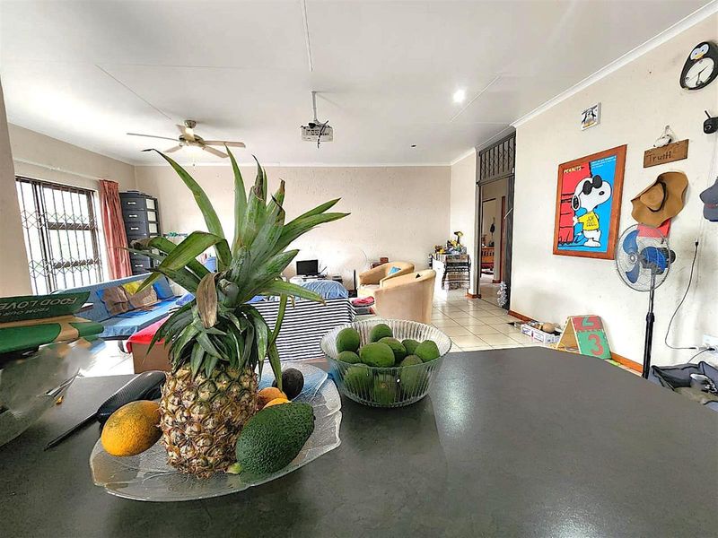 Modern Comfort, Secure Living and Prime Location in Fauna Park - Photo 4