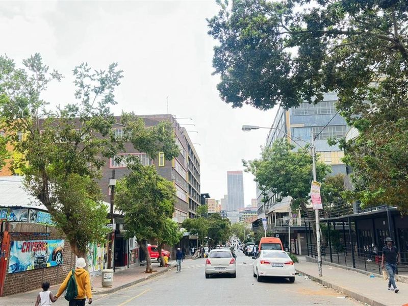 Large Retail Space To Rent in Maboneng, Johannesburg - Photo 3