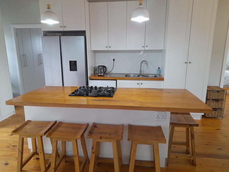 Charming neat 3-Bedroom Home with Scenic Views in Sought-After Fraaiuitsig - Photo 7