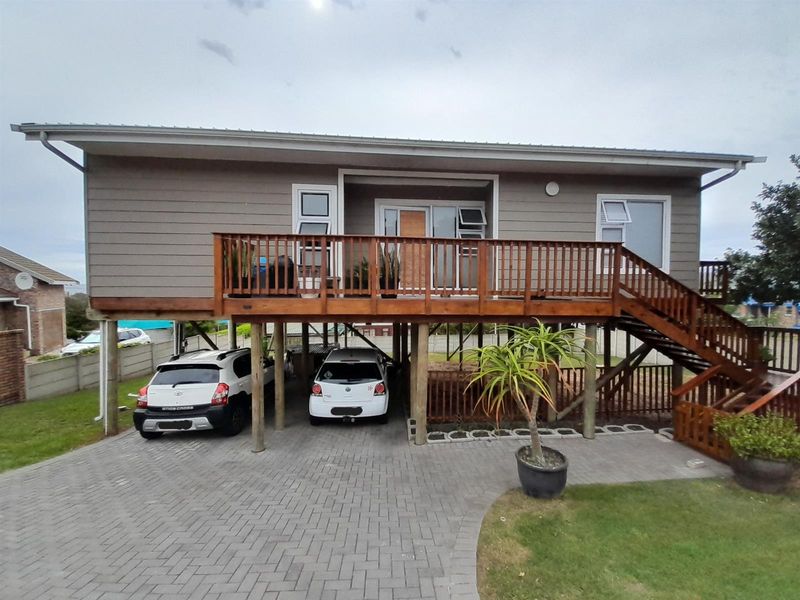 Charming neat 3-Bedroom Home with Scenic Views in Sought-After Fraaiuitsig - Photo 1