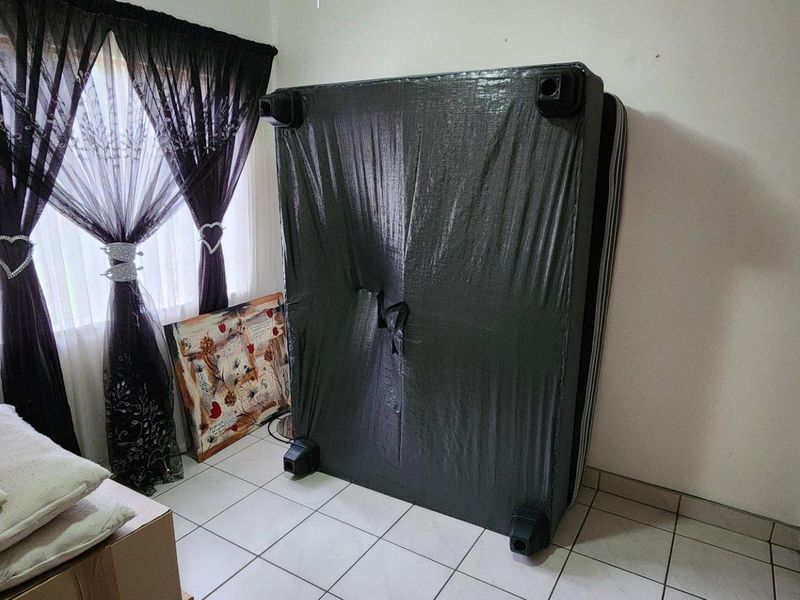Townhouse For Sale in Silverton, Pretoria - Photo 8
