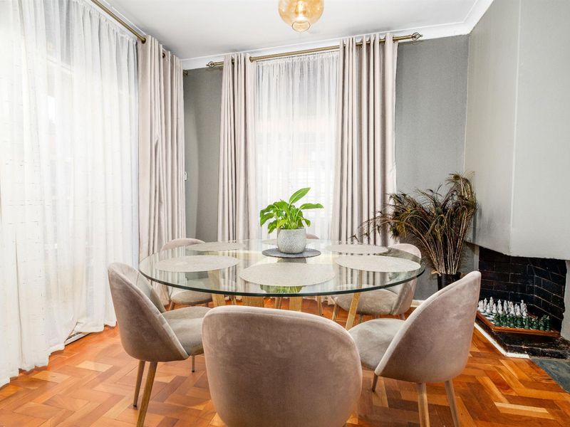 3 Bedroom House For Sale in Silverfields, Roodepoort - Photo 7