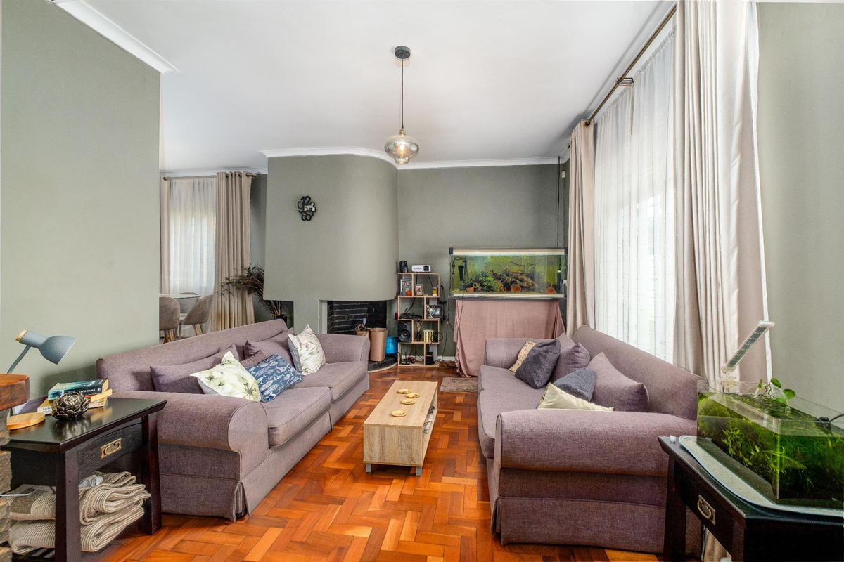 3 Bedroom House For Sale in Silverfields, Roodepoort - Photo 3