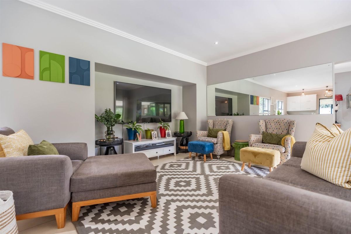 3 Bedroom Townhouse For Sale in Cotswold Downs Golf and Country Estate - Photo 5