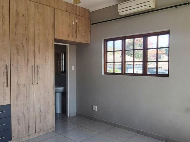 House To Rent in Cashan Komatie rivier, Rustenburg, North West - Photo 9