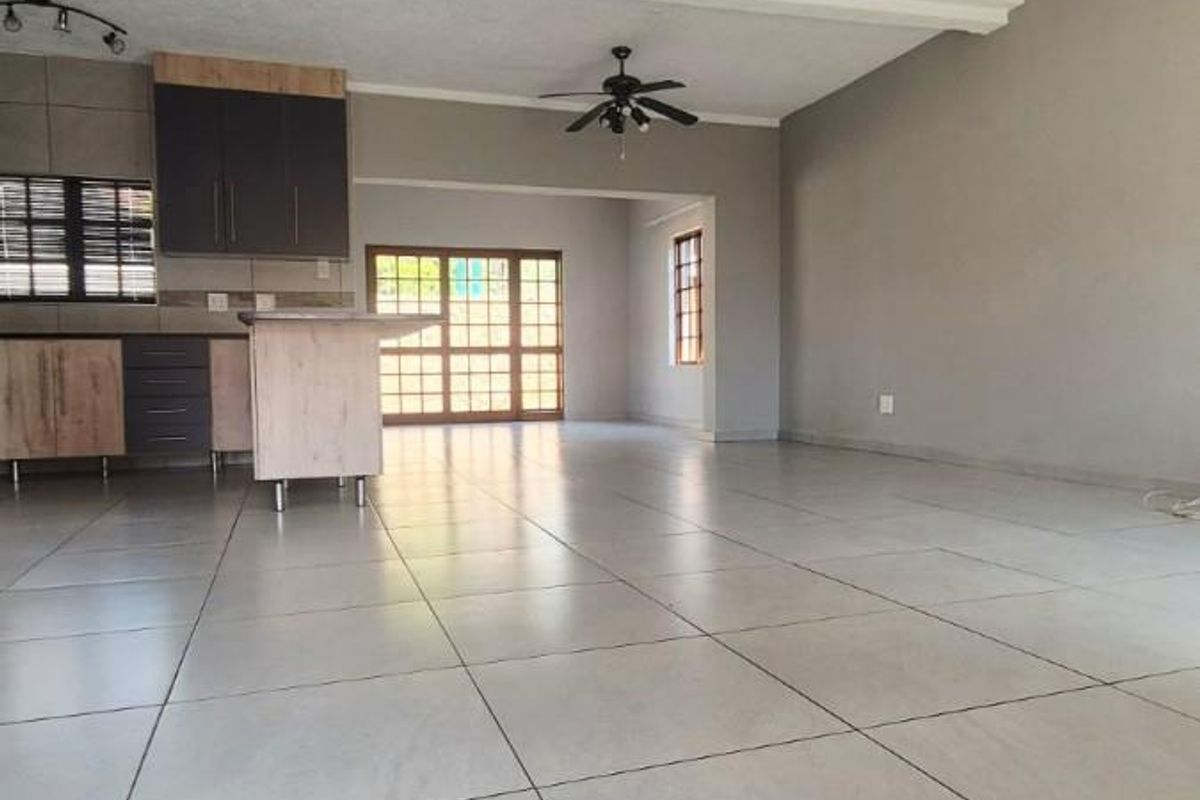 House To Rent in Cashan Komatie rivier, Rustenburg, North West - Photo 5