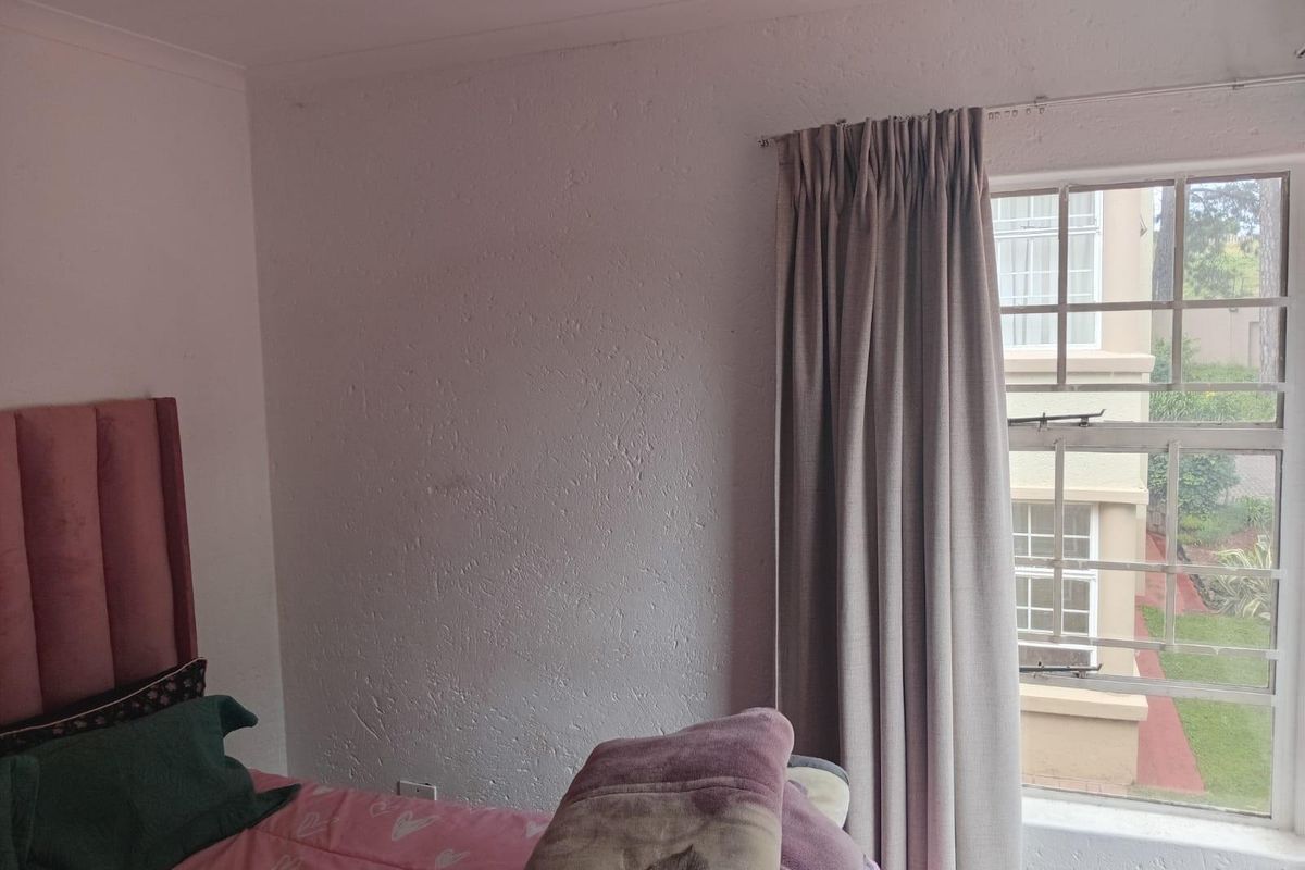 Apartment For Sale in Rembrandt Park, Johannesburg - Photo 4