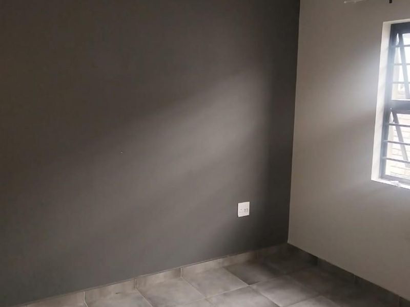 3 bedroom ans 2 baths in Pretoria - Photo 8