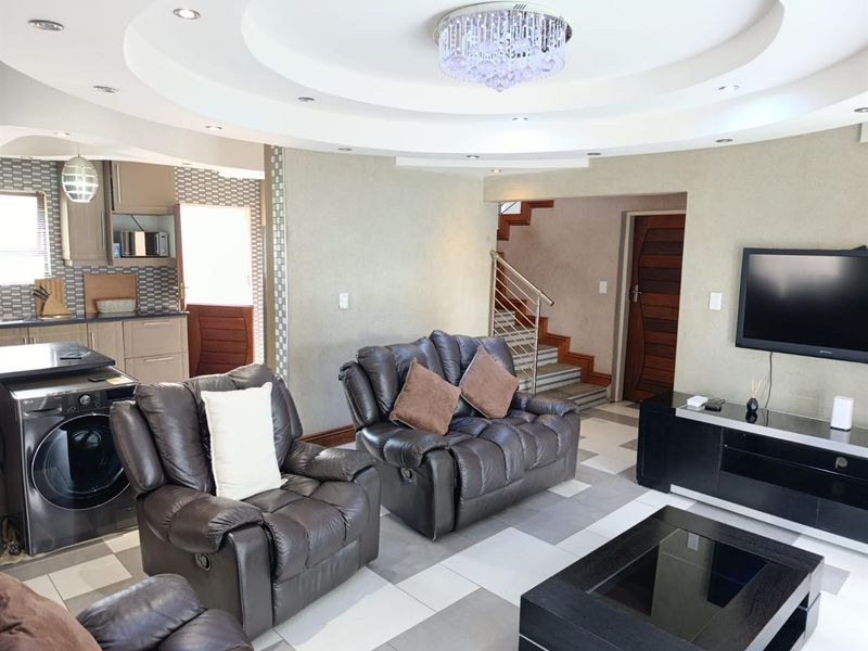 HOUSE FOR SALE, GREENGATE EXT MULDERSDRIFT - Photo 6