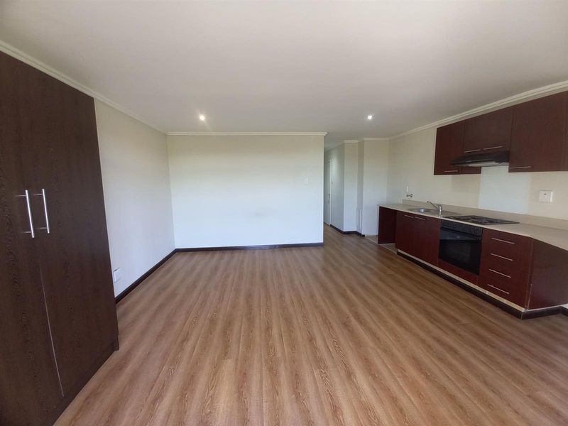 Safe and Affordable Umhlanga Ridge Studio Apartment - Photo 5
