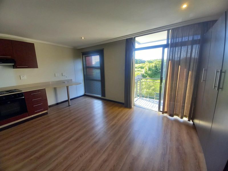 Safe and Affordable Umhlanga Ridge Studio Apartment - Photo 3