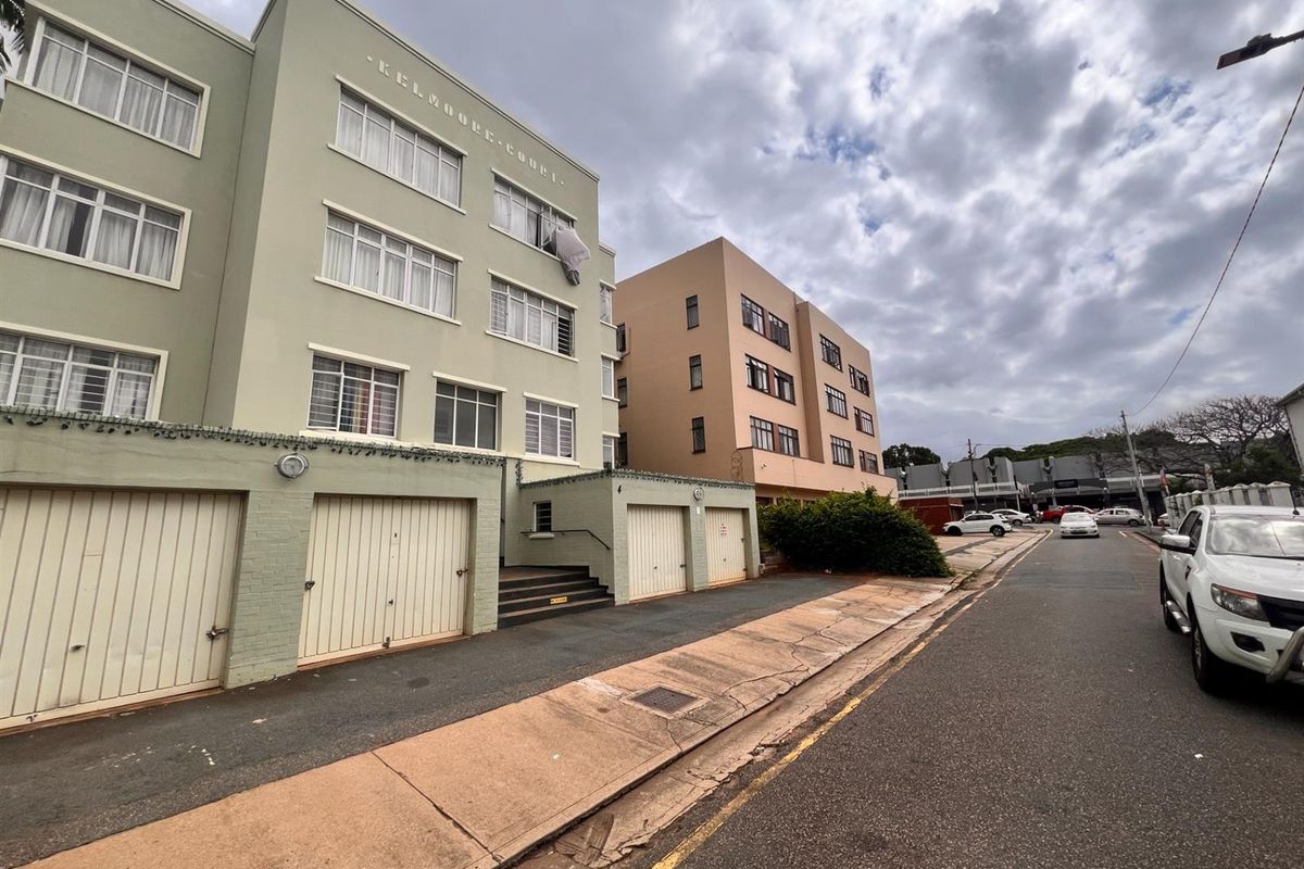 Spacious 2 Bedroom Apartment To Rent in Glenwood, Durban, KwaZulu-Natal - Photo 3