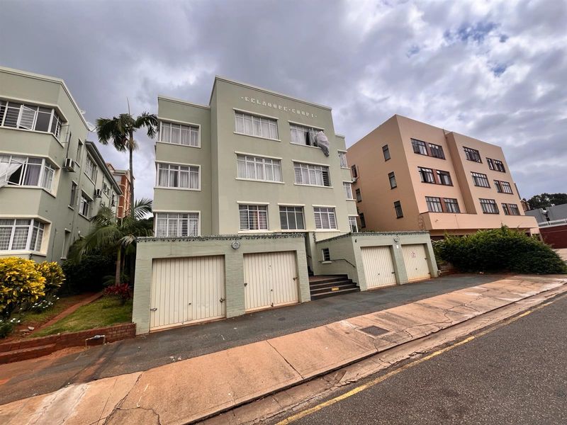 Spacious 2 Bedroom Apartment To Rent in Glenwood, Durban, KwaZulu-Natal - Photo 2