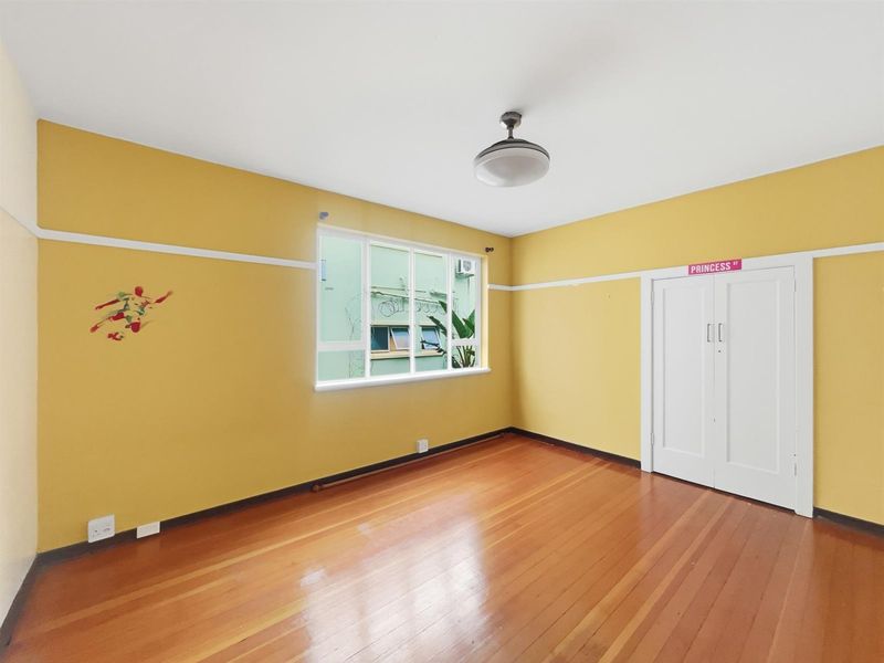 Spacious 2 Bedroom Apartment To Rent in Glenwood, Durban, KwaZulu-Natal - Photo 10