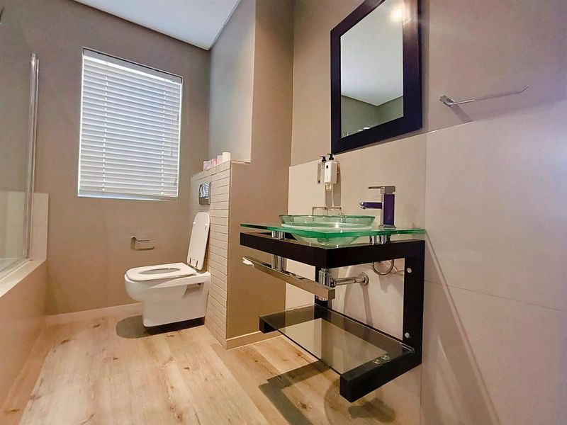 Mini Penthouse For Sale in Blouberg - Photo 4