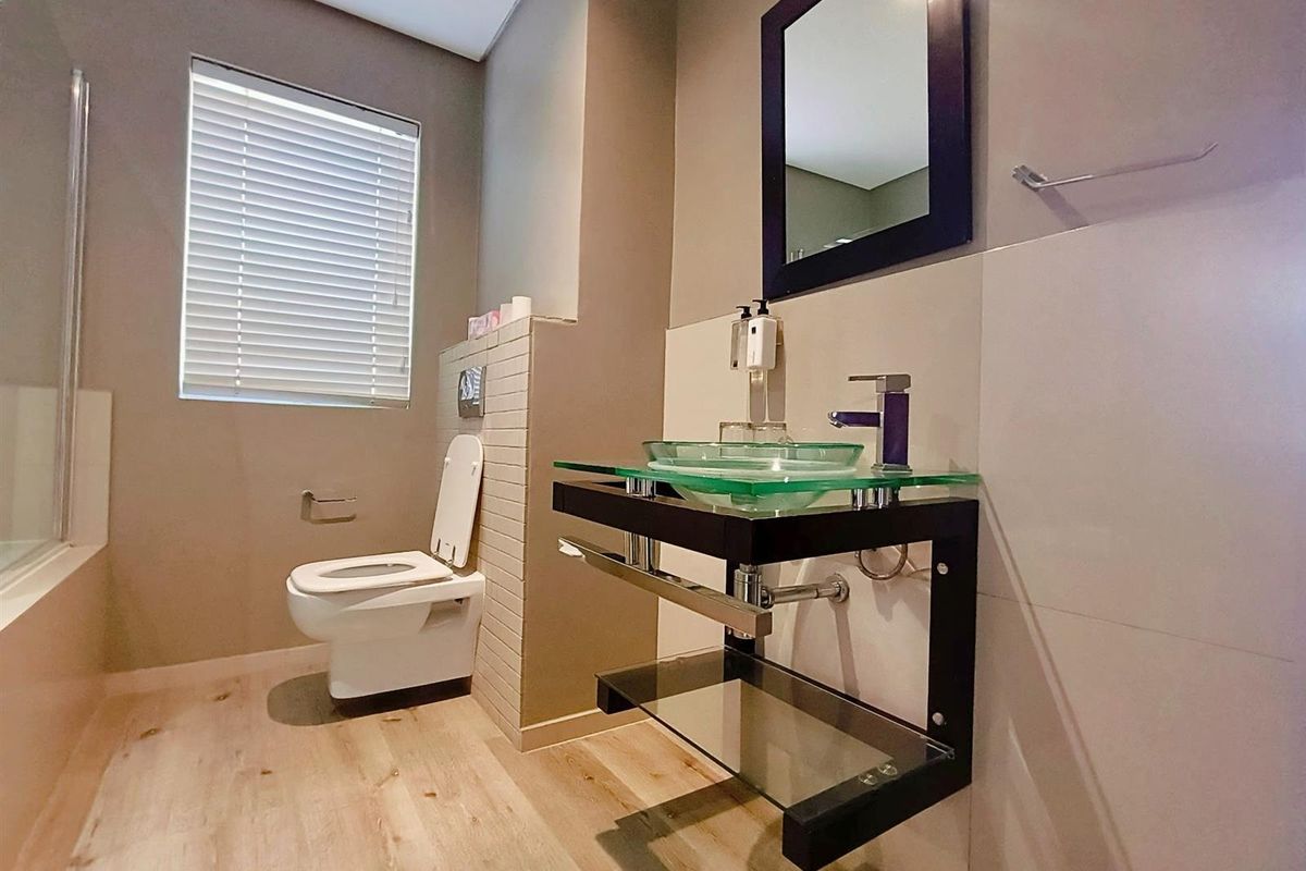 Mini Penthouse For Sale in Blouberg - Photo 4
