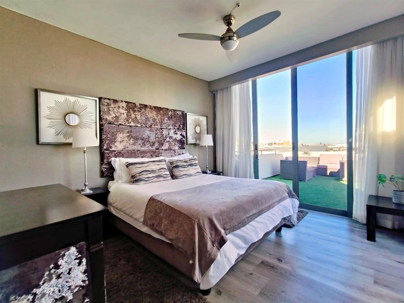 Mini Penthouse For Sale in Blouberg - Photo 2