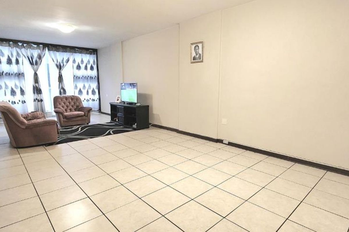 Apartment For Sale in Denlee Germiston Gauteng - Photo 3